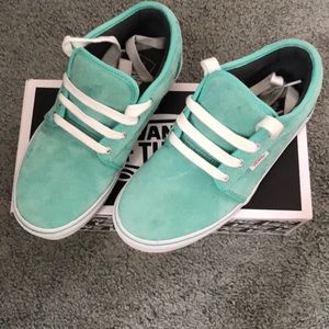 Chukka Low Vans
