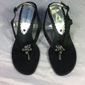 Beverly Feldman black rhinestone sandals heels 9.5