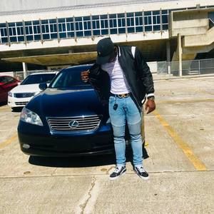 Meet your Posher, Jules