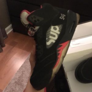 Supreme 5s size 10 with box and receipt