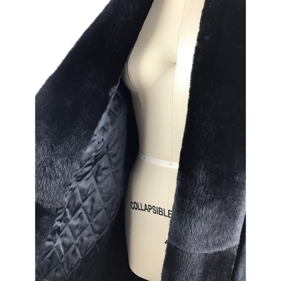 ***Sold*** 1970s suede shearling coat by MAXIMA - Picture 8 of 8