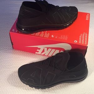 TODAY ONLY! NIKE AIR MAX FLAIR 🔥 💨