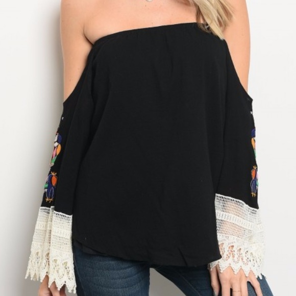 Black OFF SHOULDER TOP - Picture 3 of 4