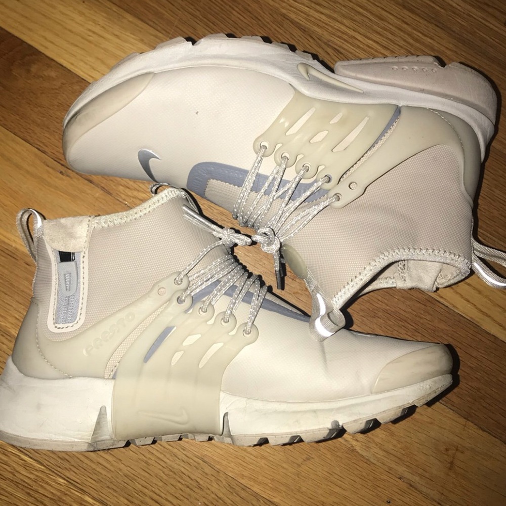 RARE TAN NIKE MID PRESTO
