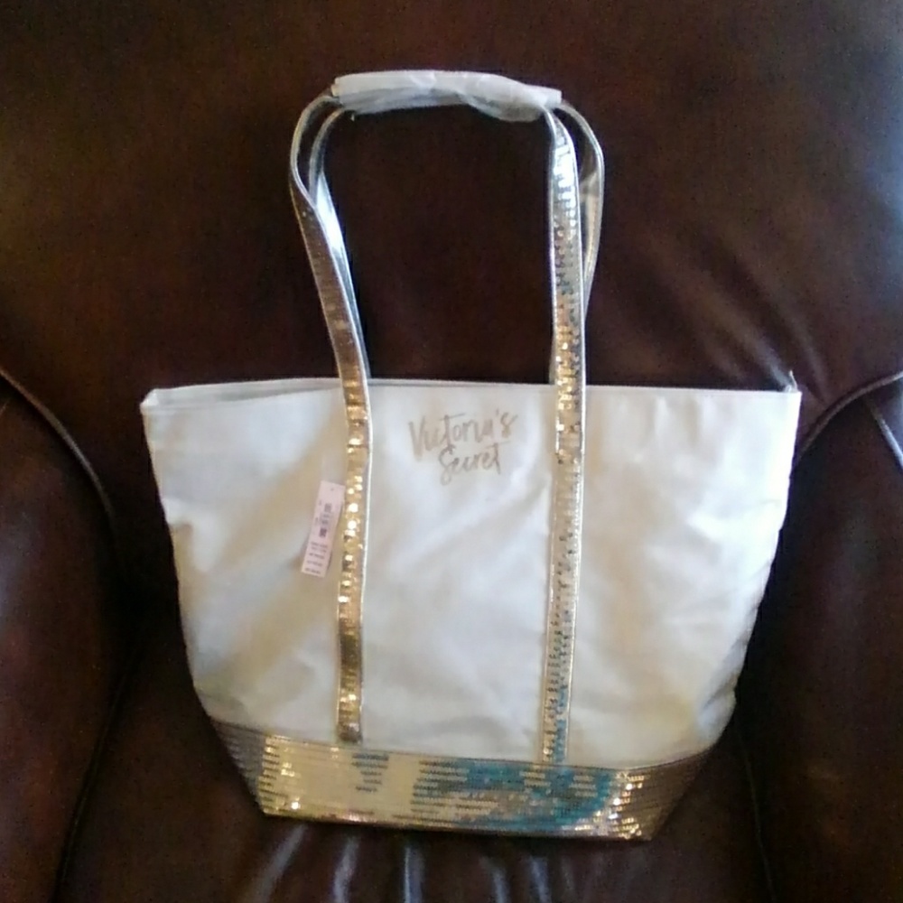 Victoria secret holiday tote