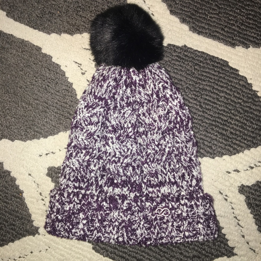 Beanie - image 1