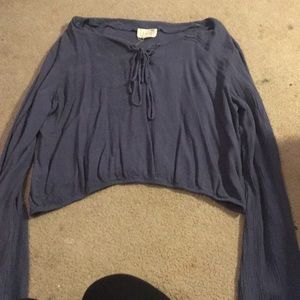 Blue crop top long sleeve shirt