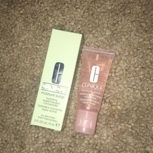 Clinique moisture surge