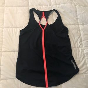 UnderArmor Technical Tank. Size S