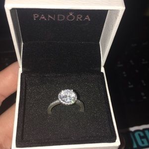 Pandora Ring