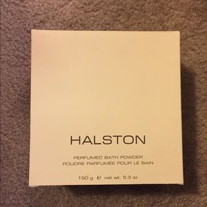 NWOT Halston 5.3 oz Scented Dusting Powder