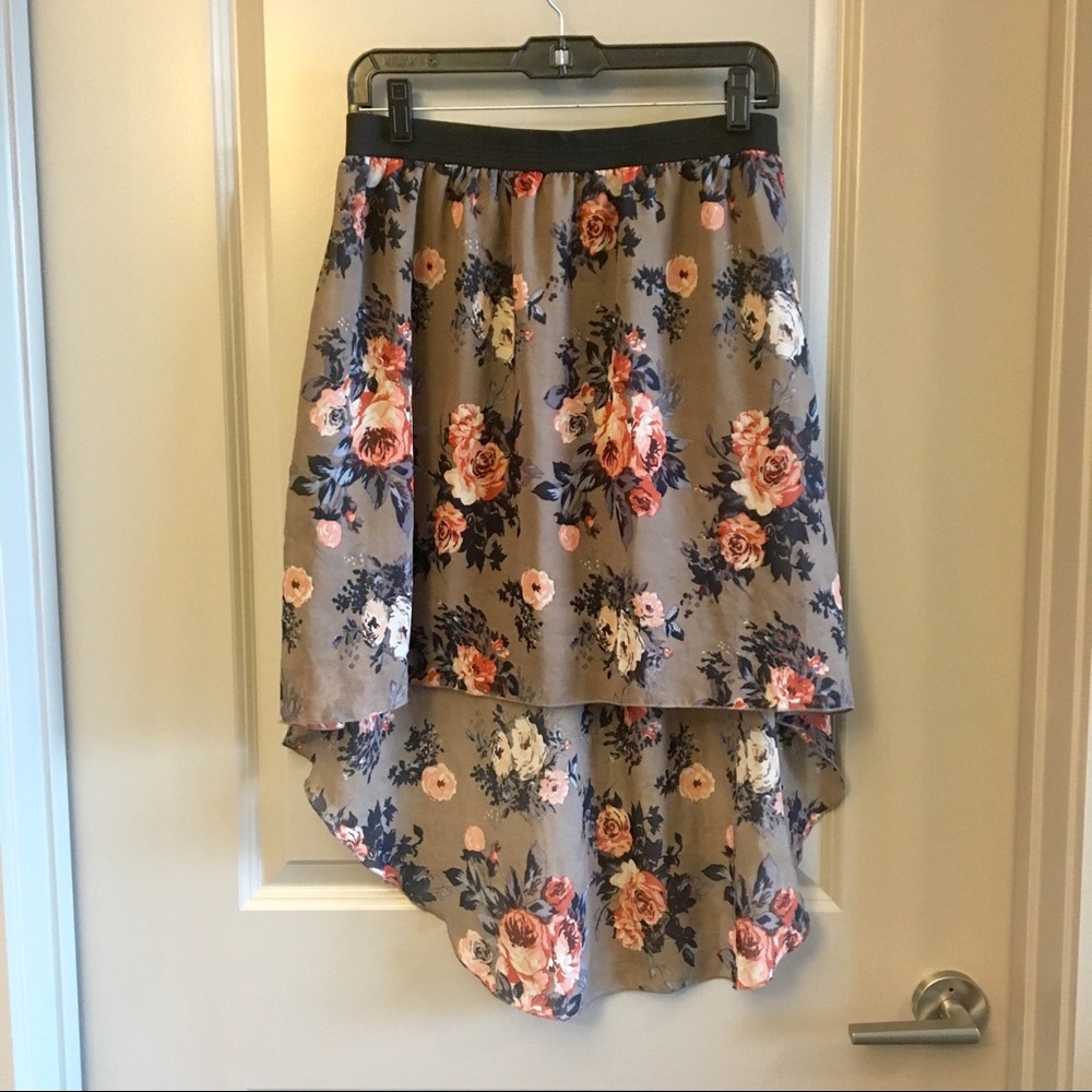 CHARLOTTE RUSSE High Low Floral Skirt