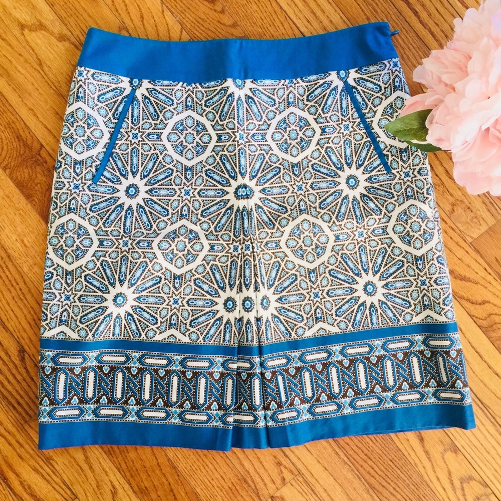 Ann Taylor - Skirt