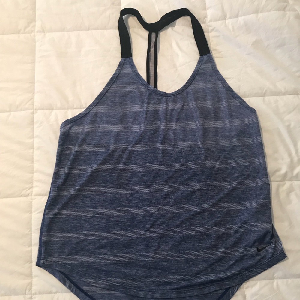 Nike workout Top. Size S