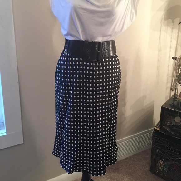 Fabulous Silk Anne Klein Polka Dot Skirt - Picture 3 of 7