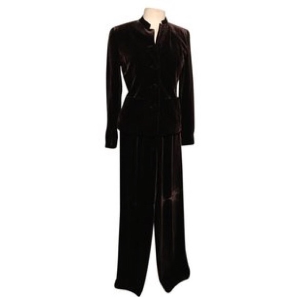 Ann Taylor NWT velvet 2-piece jacket and pants - Picture 1 of 4