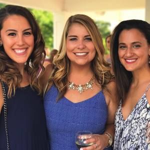 Meet your Posher, Caitlin