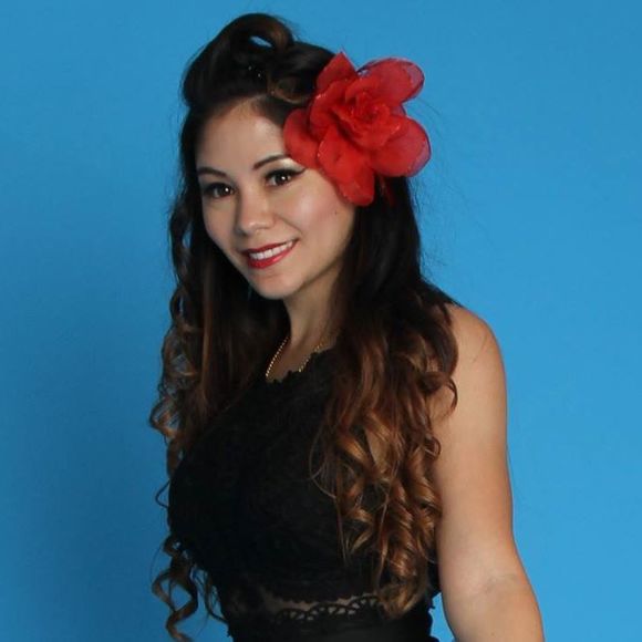 Meet your Posher, Tina - Picture 1 of 1