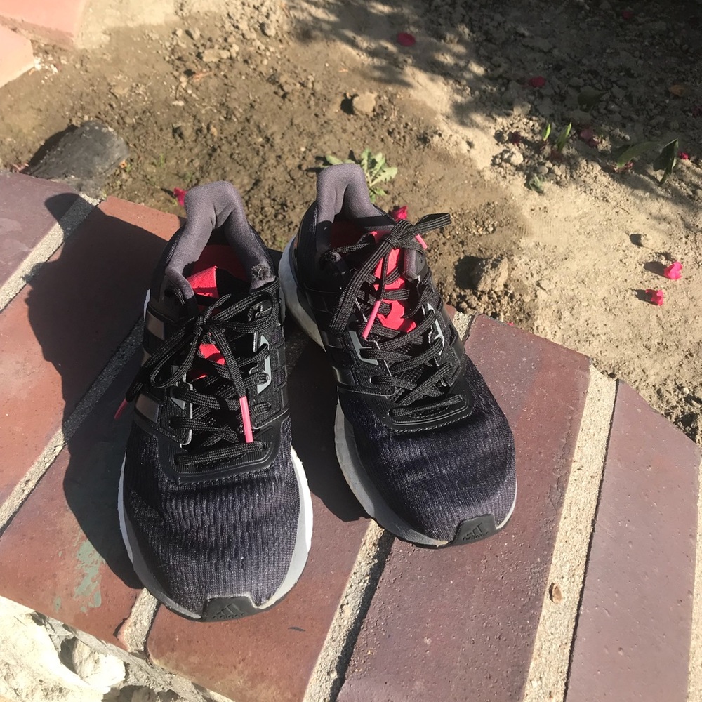 Adidas UltraBoost Size 6.5