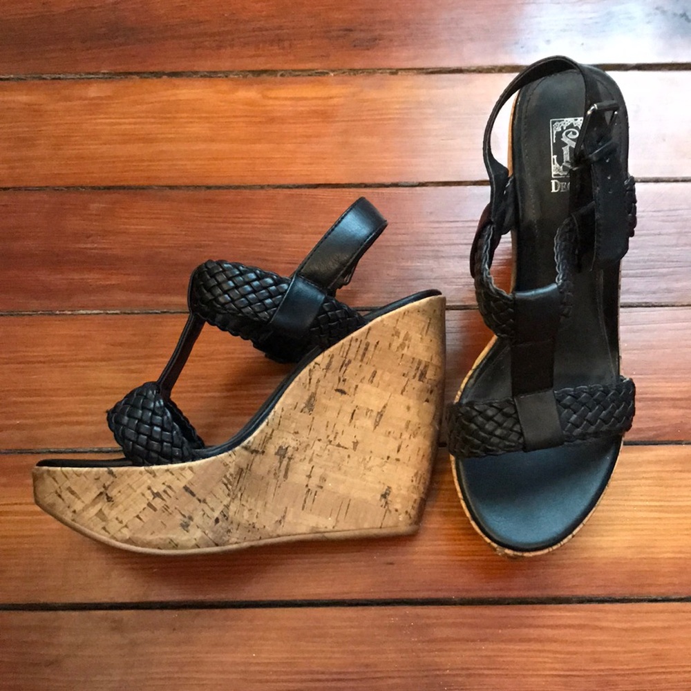 Black Decree Wedge Sandals