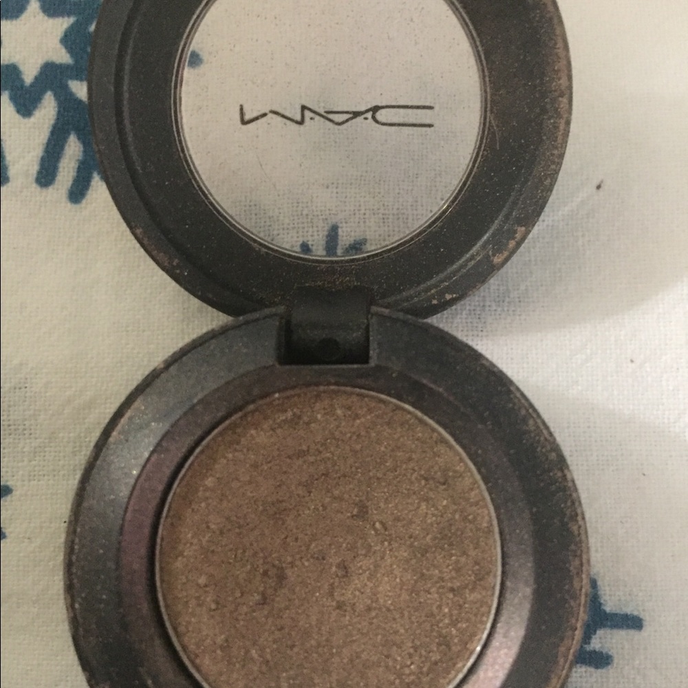 Mac eyeshadow Patina