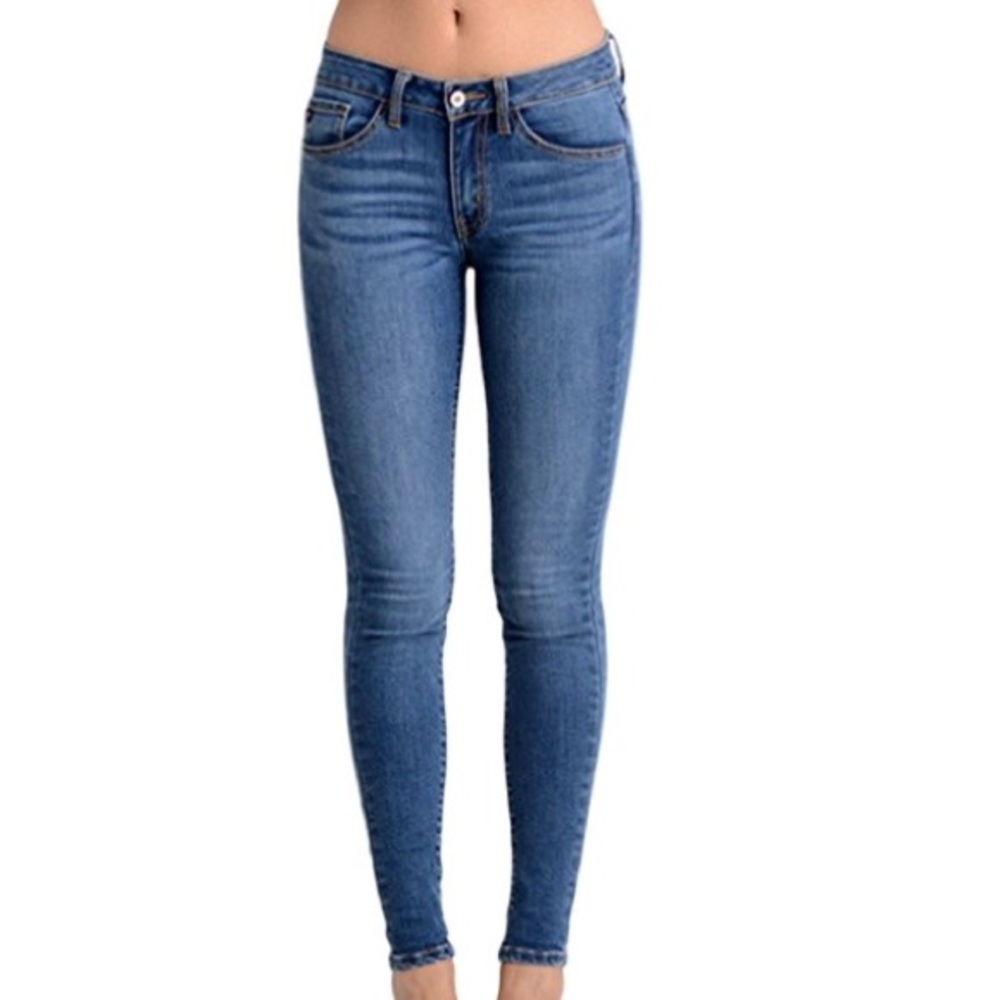 KanCan stretch skinny jeans