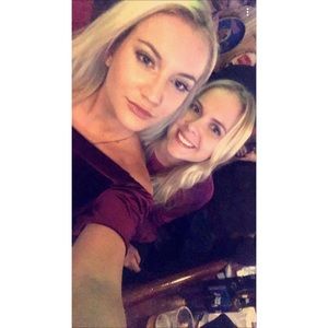 Meet your Posher, Emily