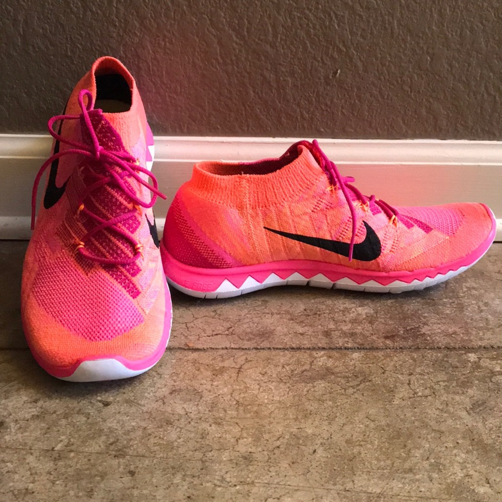Nike women’s Barefoot Ride 3.0