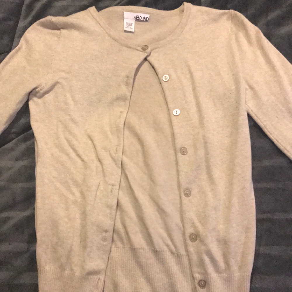 3/4 sleeve khaki sweater