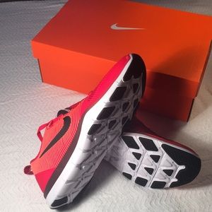 Today only!🔥NIKE FREE TRAIN VERSATILITY