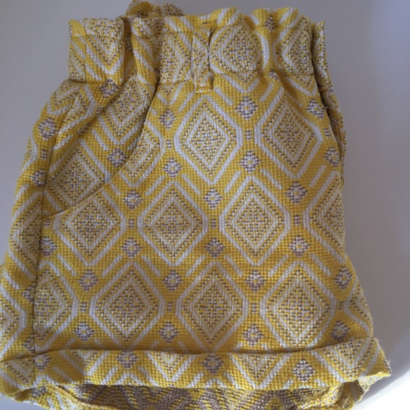 Jolt Shorts - Picture 2 of 3