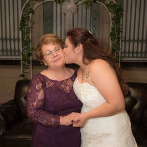 Meet your Posher, Isabel