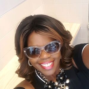 Meet your Posher, Stacy