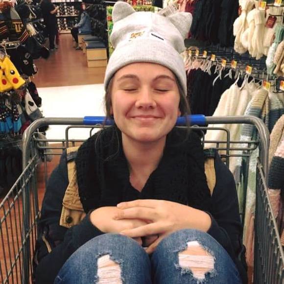 Meet your Posher, Paula - Picture 1 of 1