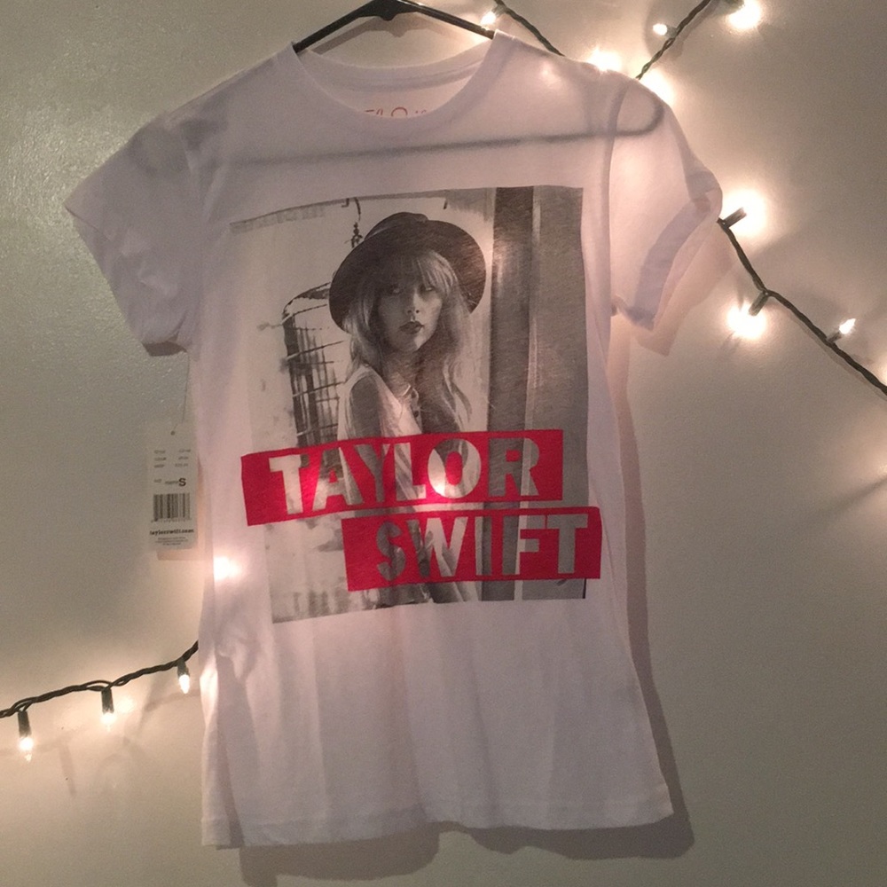 RED Taylor Swift shirt