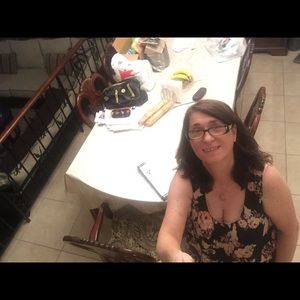 Meet your Posher, Andrea