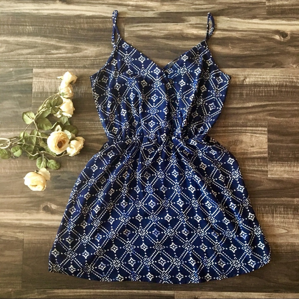 Adorable FOREVER 21 Summer Dress