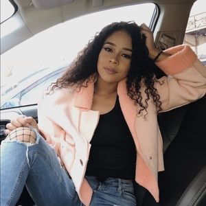 Meet your Posher, Kim