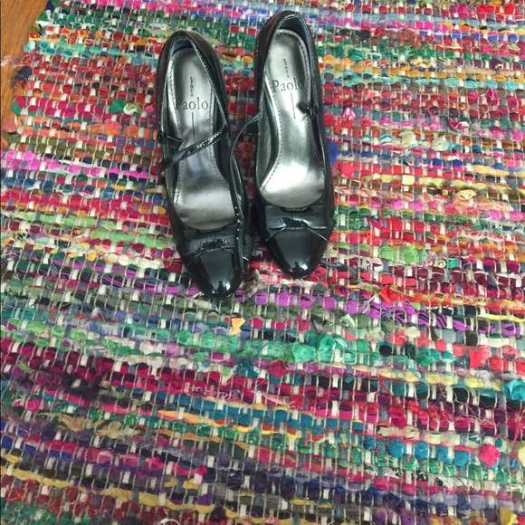 Shoes - Picture 2 of 2