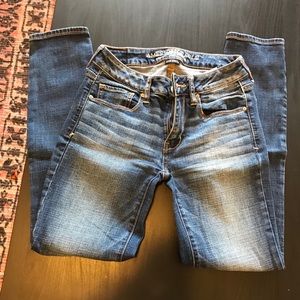 American Eagle jeans size 2