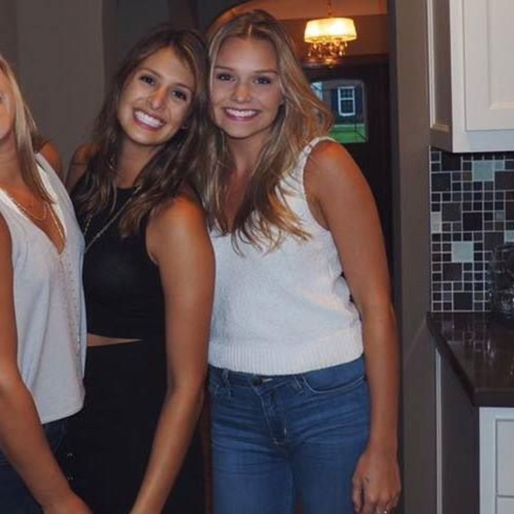 Meet your Posher, Andrea