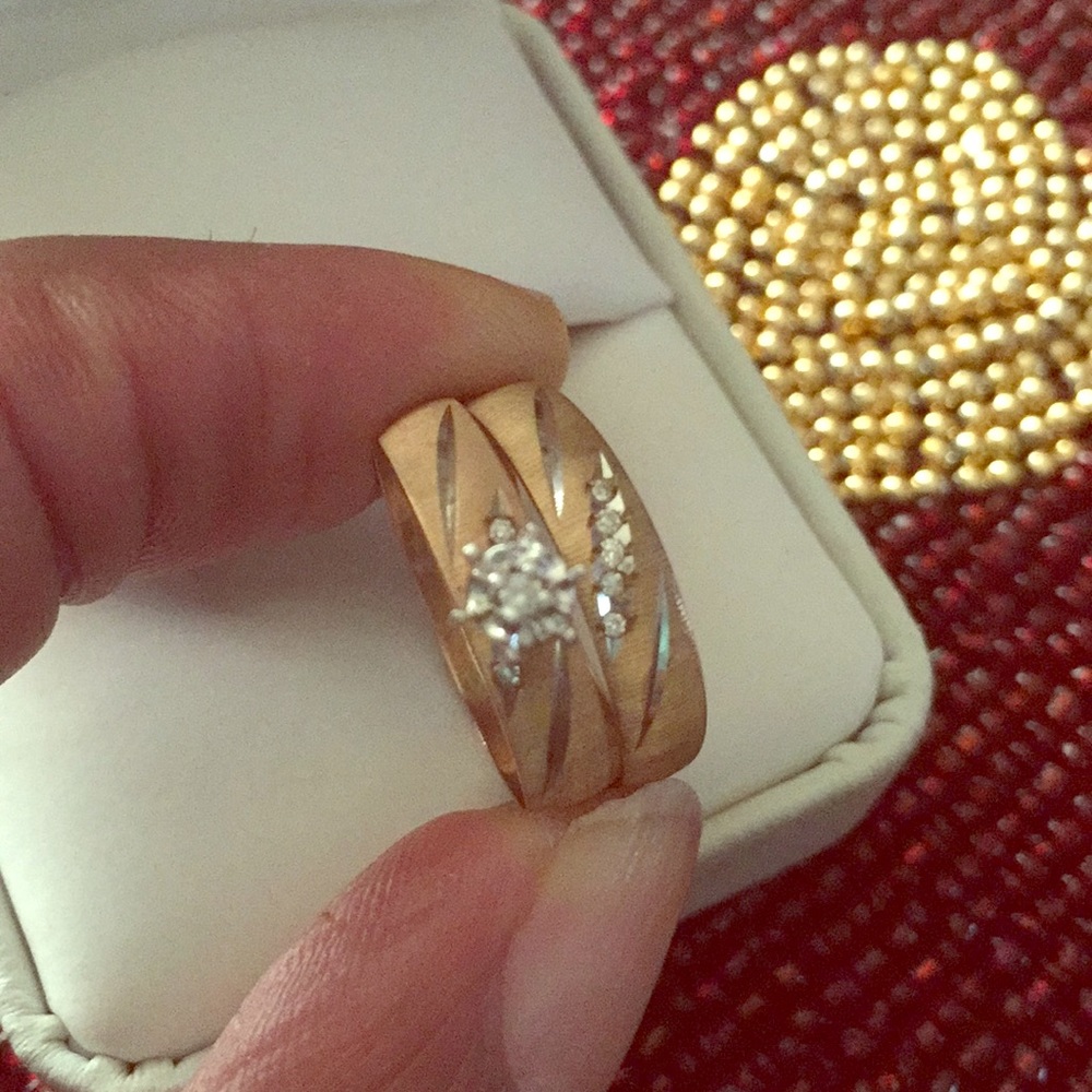 Two piece wedding ring set.