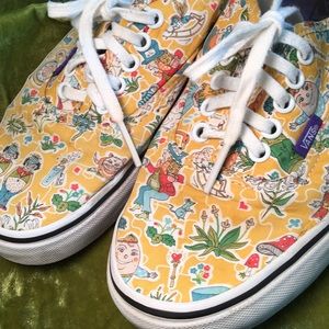 VANS ALICE IN WONDERLAND AUTHENTIC