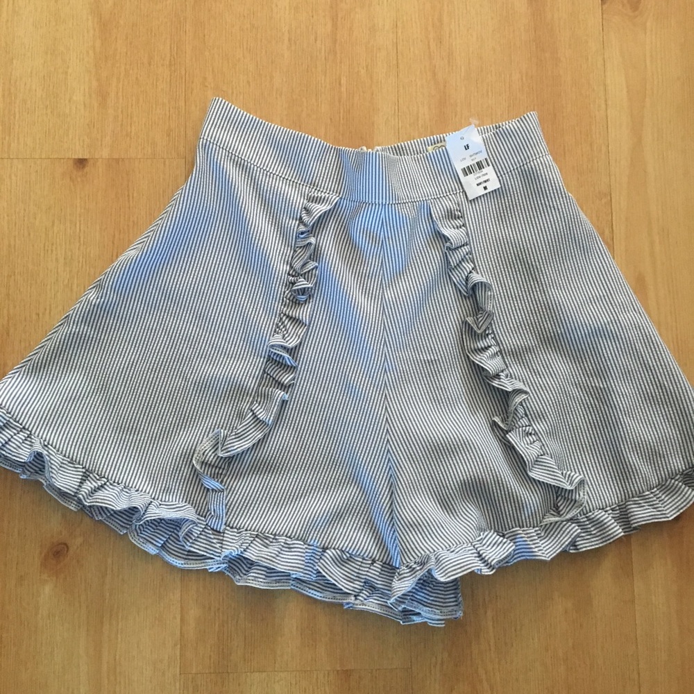 LF short NWT