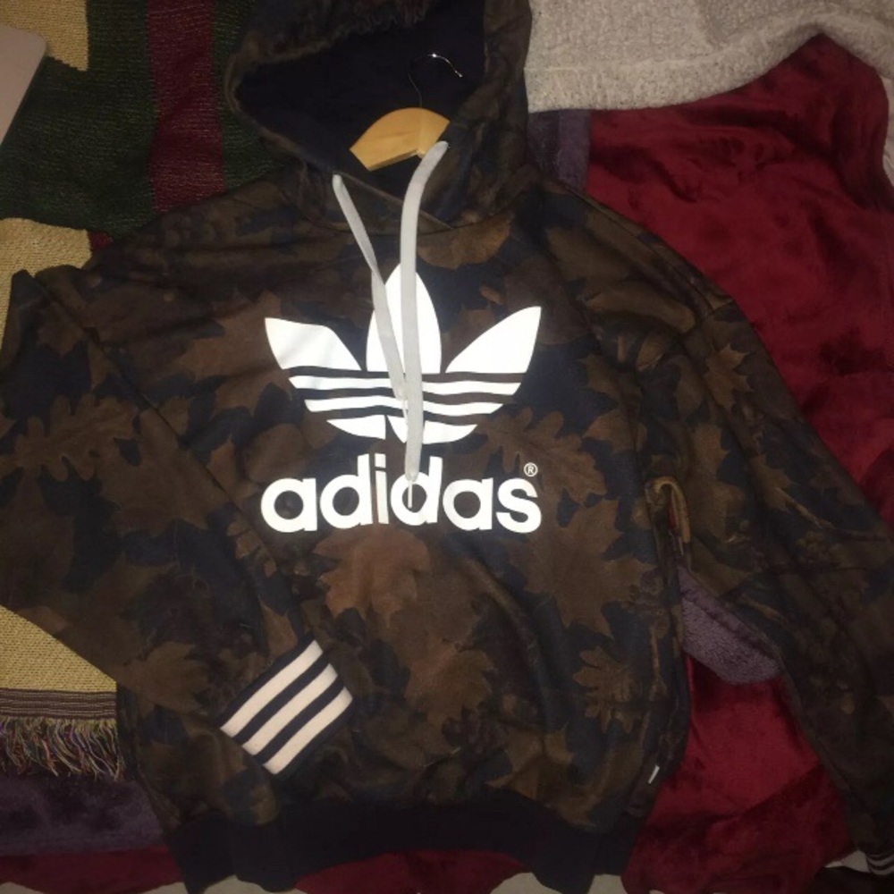 Adidas sweatshirt