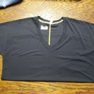 Xl Women's UA athletic shirt