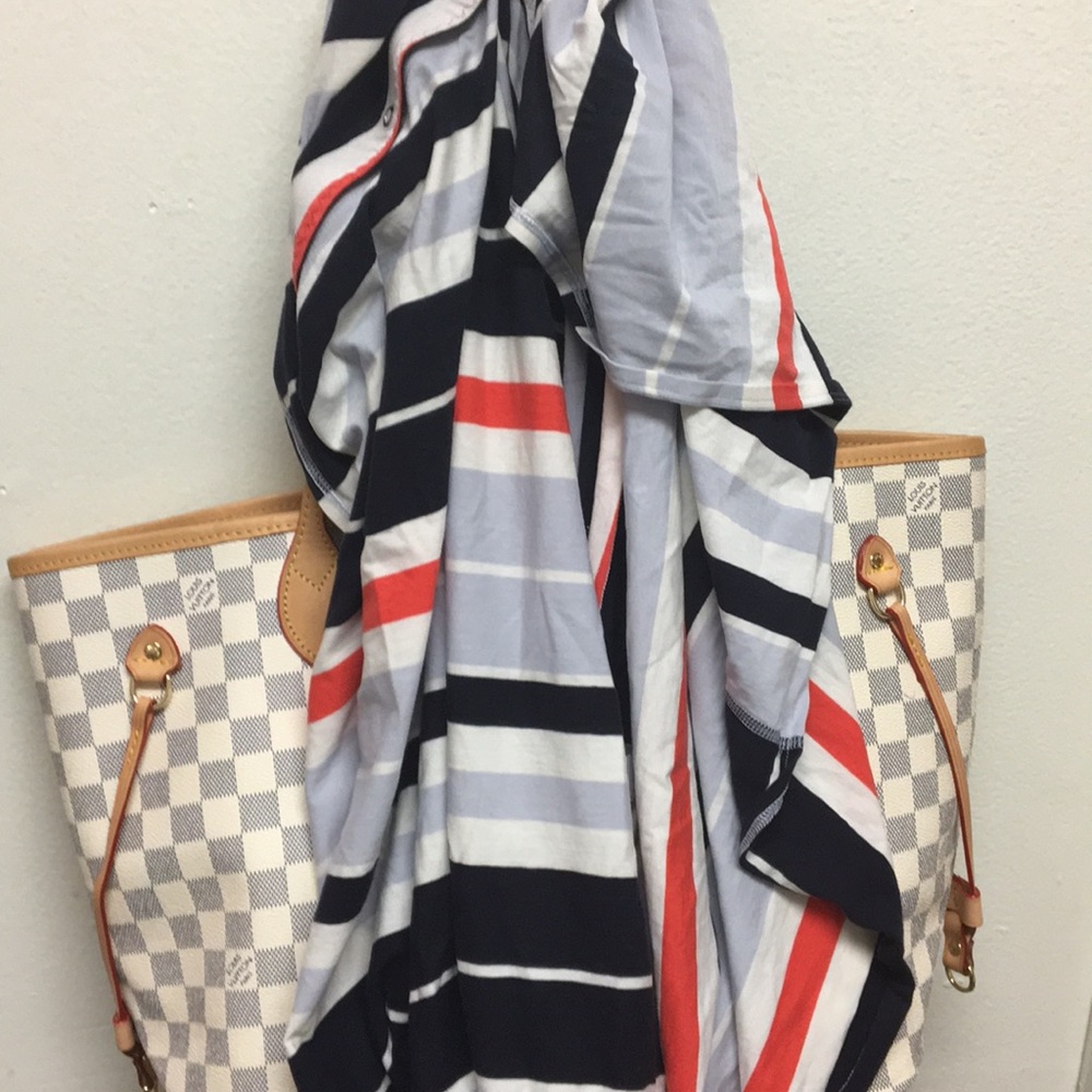 RARE lululemon scarf