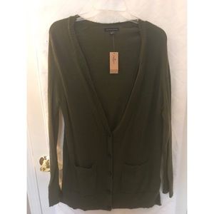 ⭐️NEW WITH TAG American Eagle cardigan ⭐️