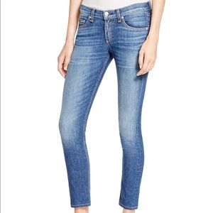 Rag and Bone Size 29 Capri Blue Skinny Jeans