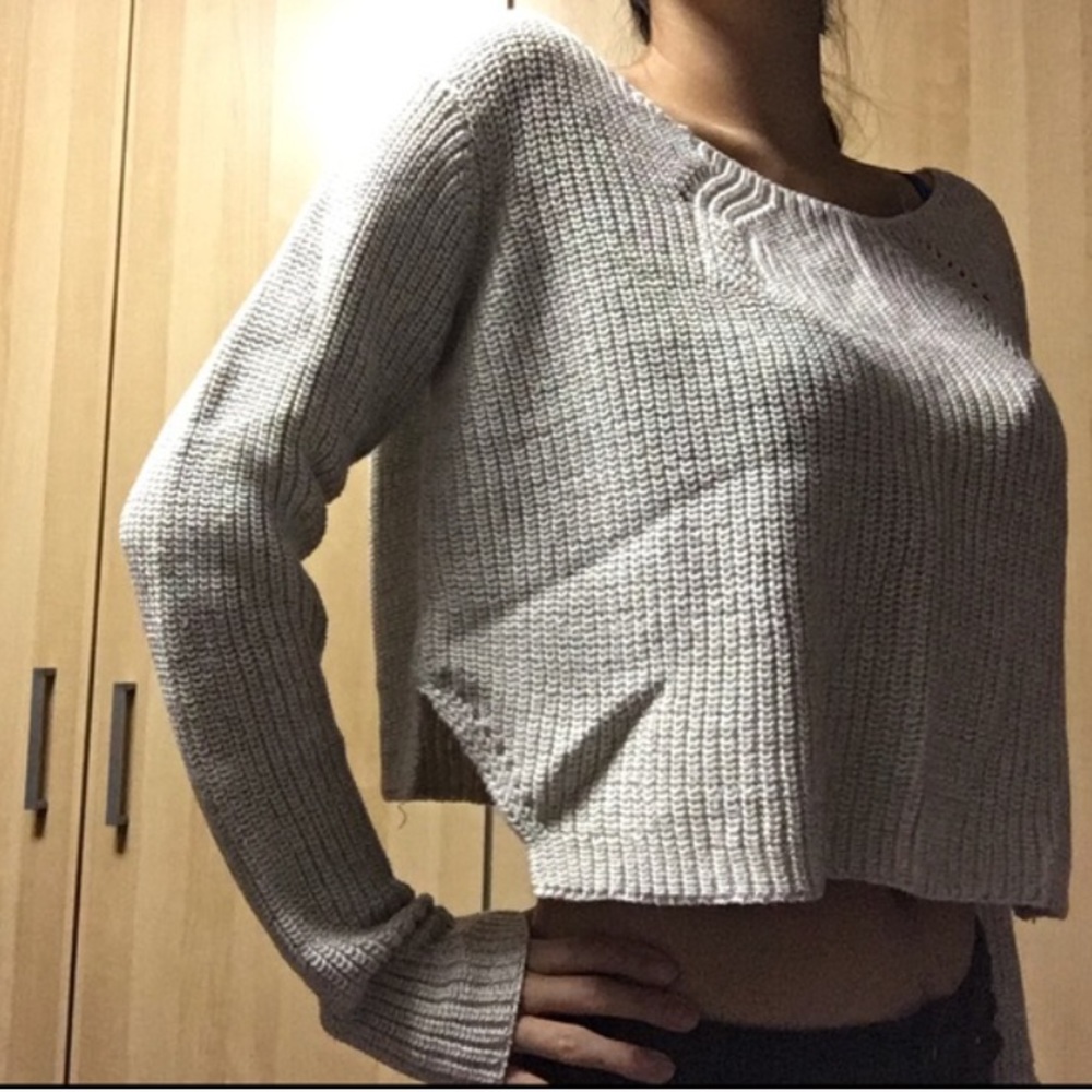 🎉 HP | Crewneck Crop Sweater (Cream)